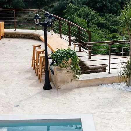 Kotinos Luxury